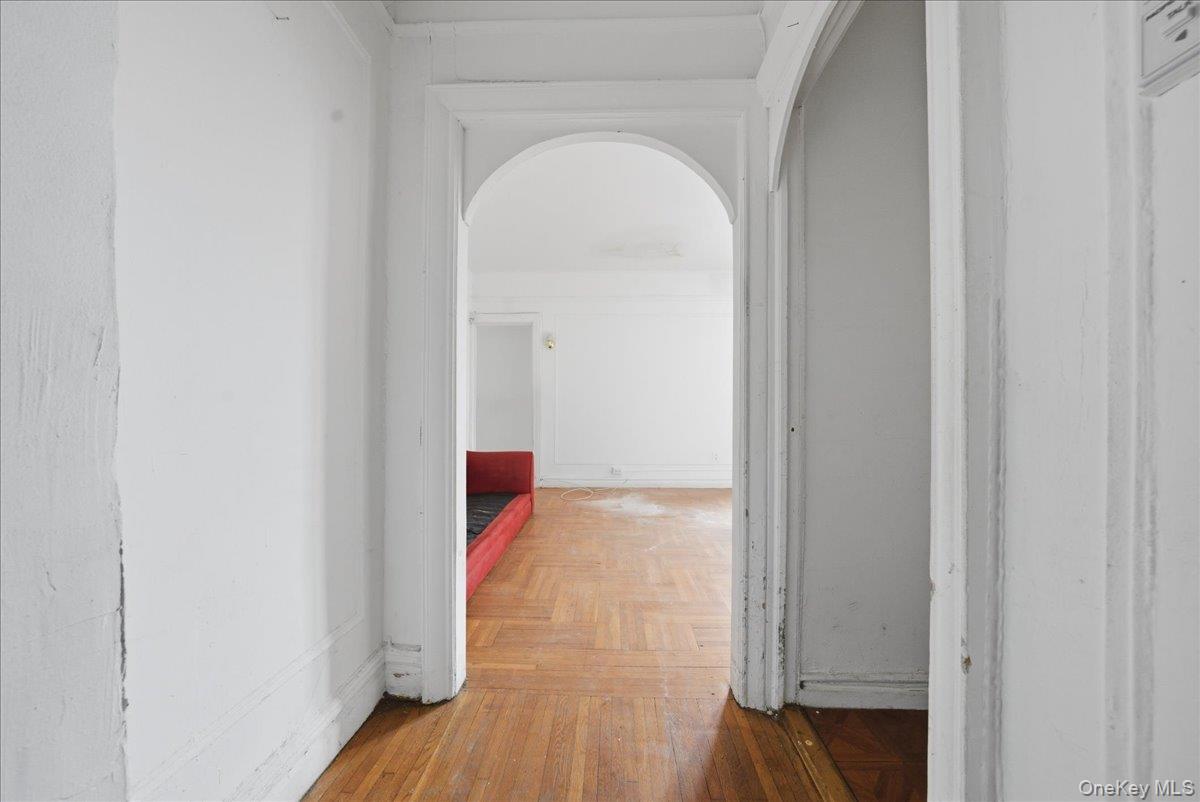 1715 Nelson Avenue 6C