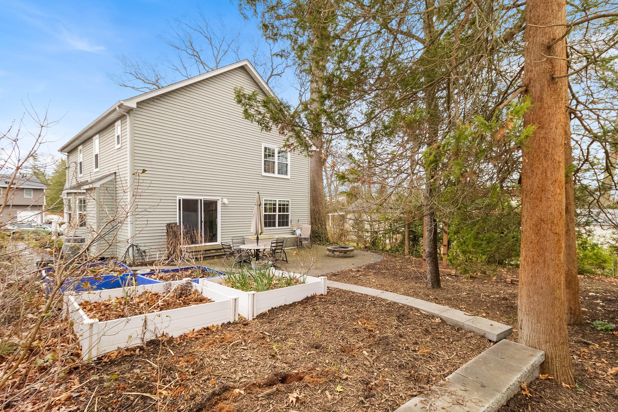 3 Schaefer Street, Huntington Station, New York image 5