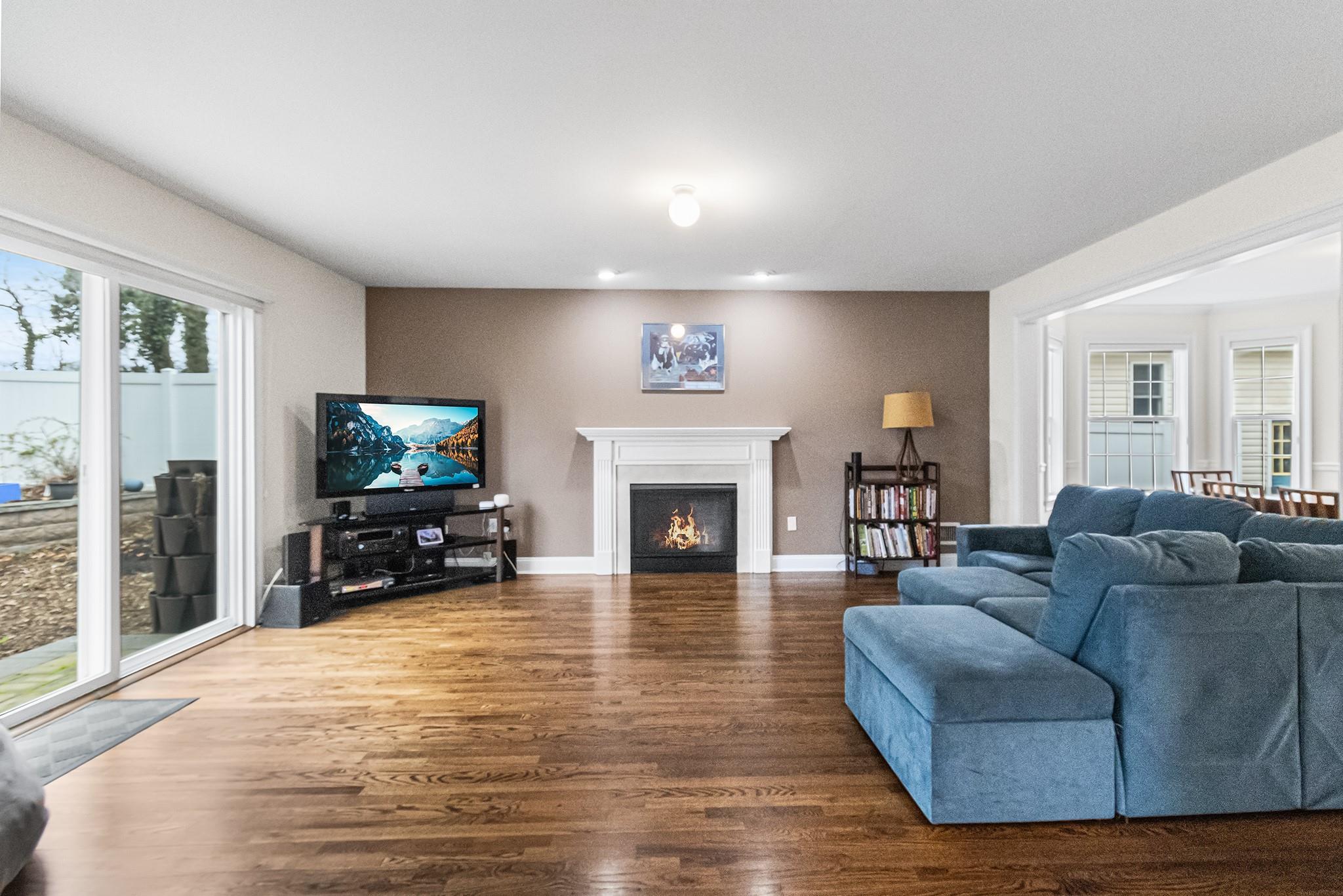 3 Schaefer Street, Huntington Station, New York image 8