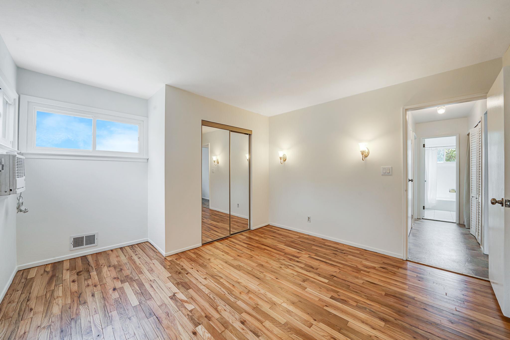193 Charter Oaks Avenue, Brentwood, New York image 19