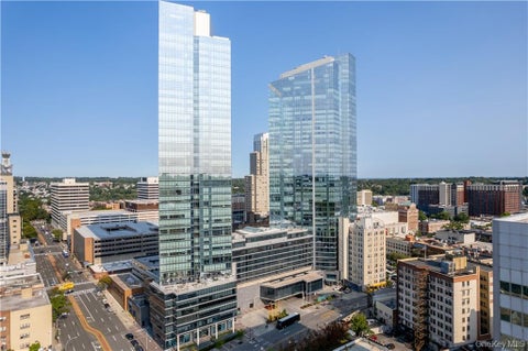 Condo For Sale - 1 Renaissance Square #10F<br/> White Plains, NY 10601