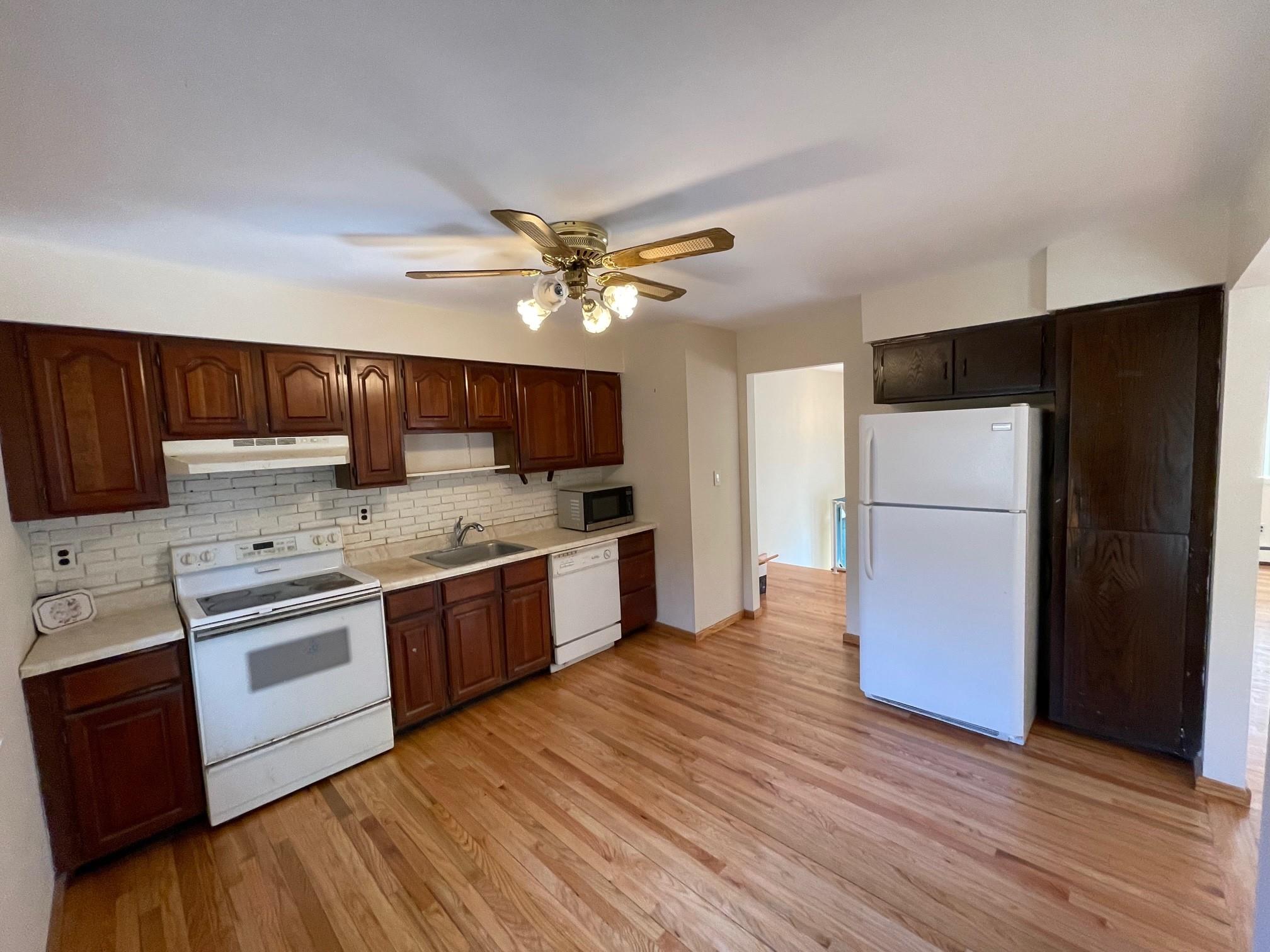 45 Ort Court, Sayville, New York image 6