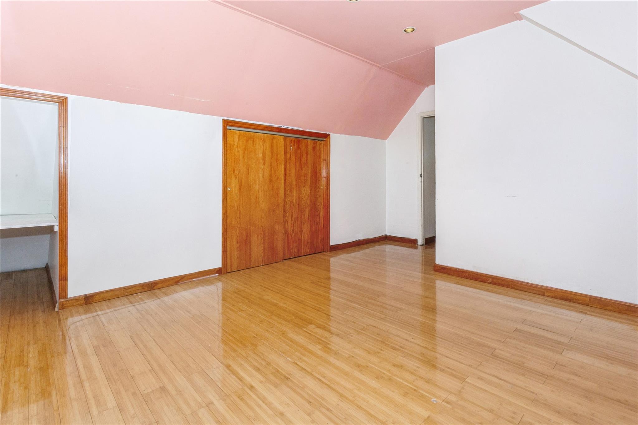 8235 Little Neck Parkway, Glen Oaks, New York image 16