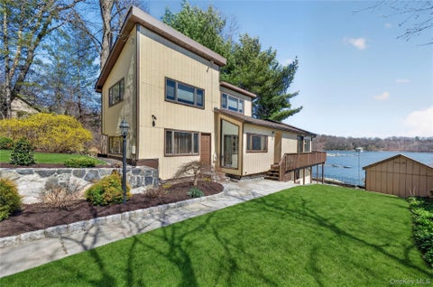 Homes For Sale - 3 Lakeside Road<br/> Mahopac, NY 10541