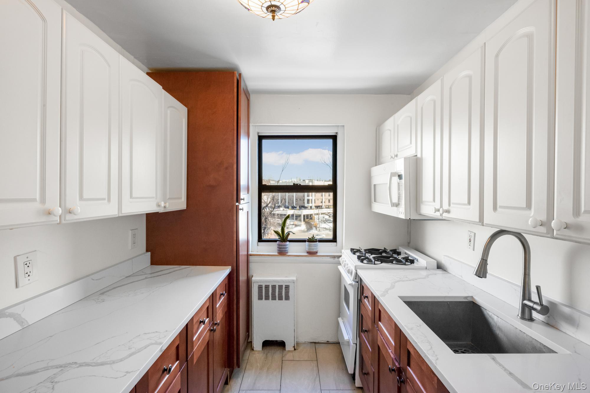 46 Terrace Circle 3F