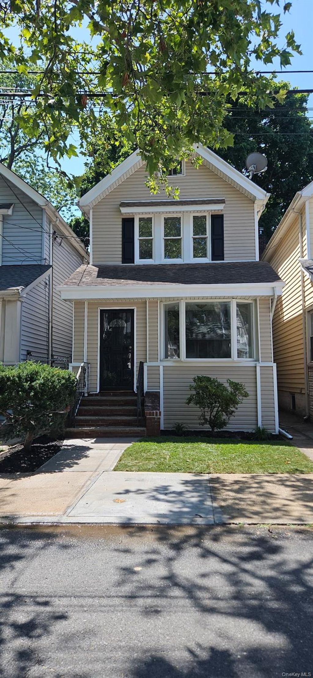 Photo of 96-16 91st Drive, Woodhaven, NY 11421 (MLS # 1021428)