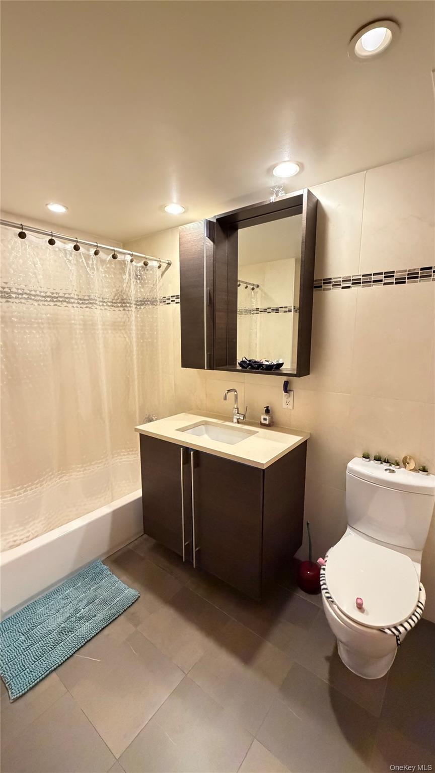 31-35 31ST Street 516