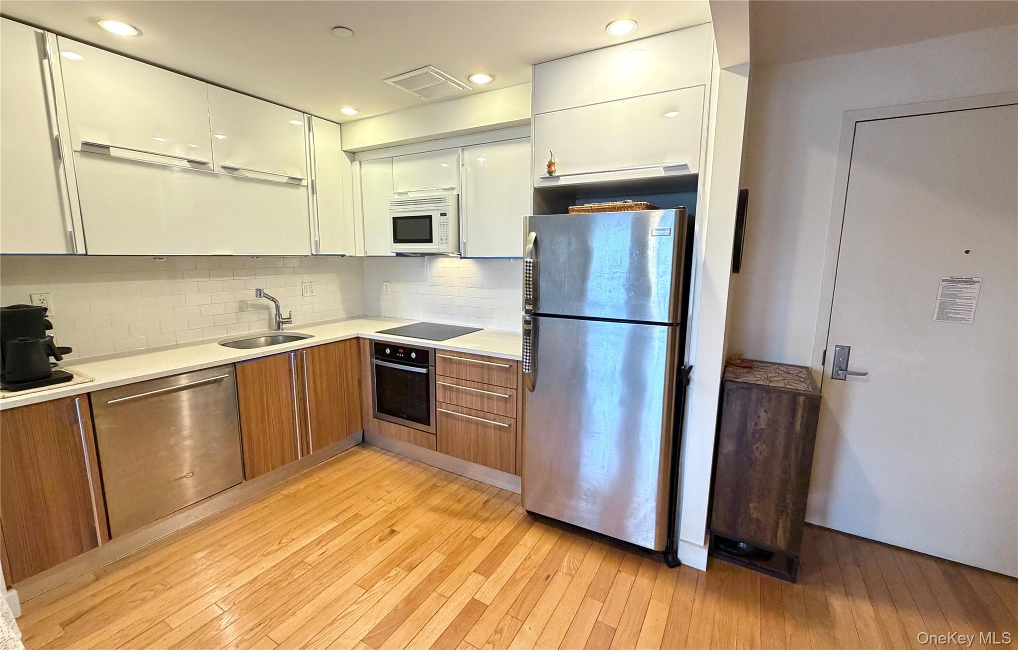 31-35 31ST Street 516