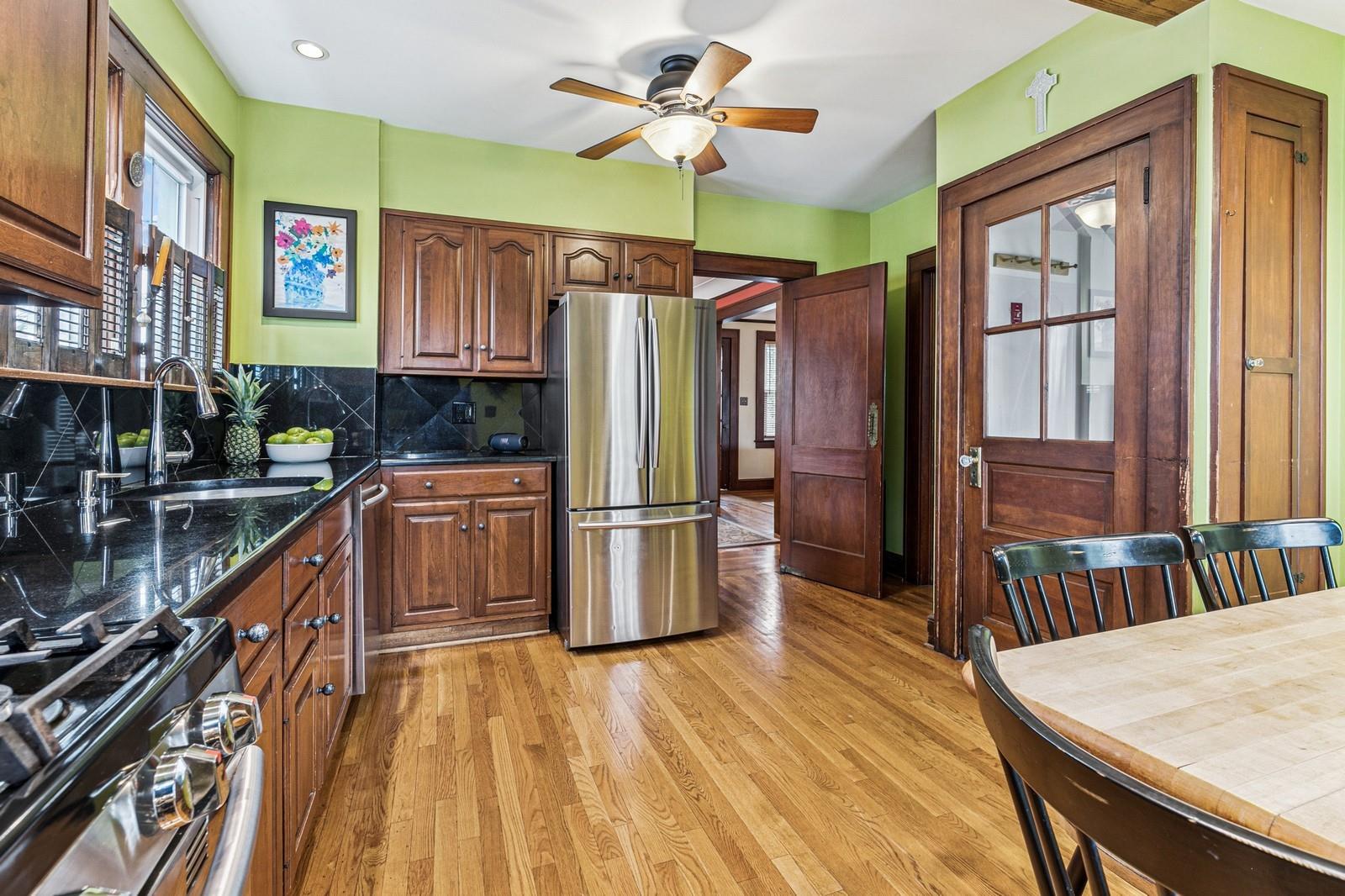 115 Wheeler Avenue, Mineola, New York image 8