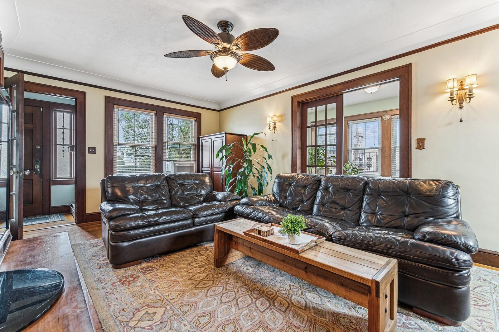 115 Wheeler Avenue, Mineola, New York image 2