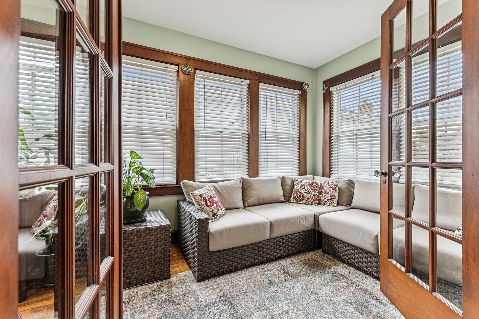 115 Wheeler Avenue, Mineola, New York image 4