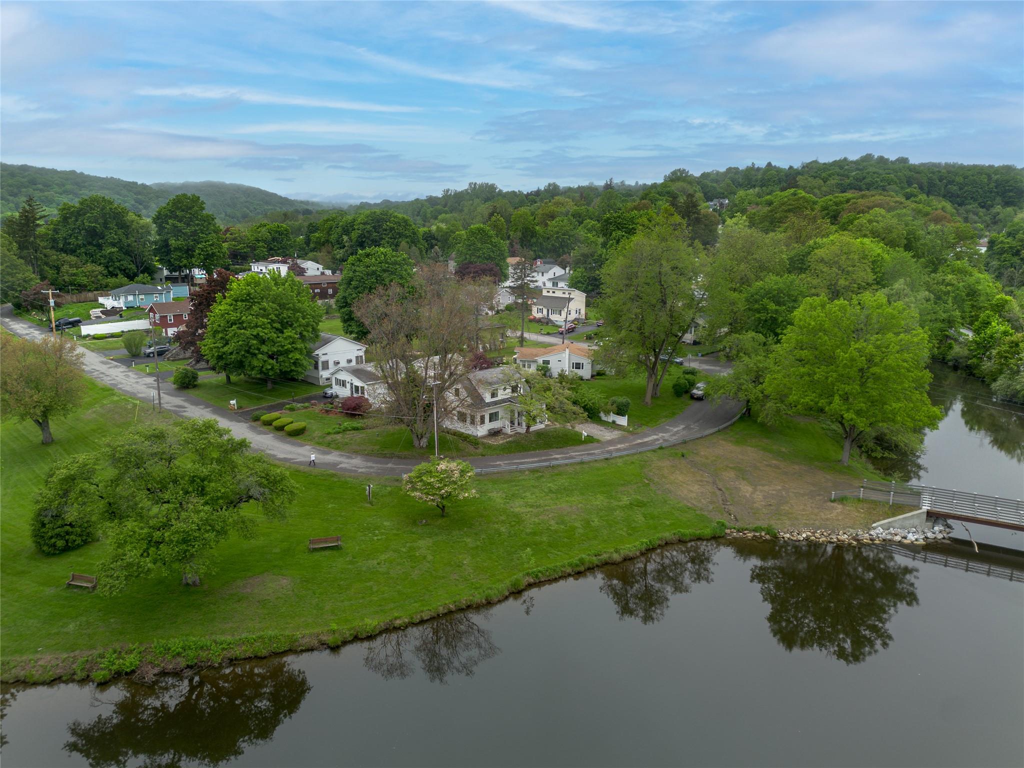 47 Champlain Drive, Carmel, New York image 30