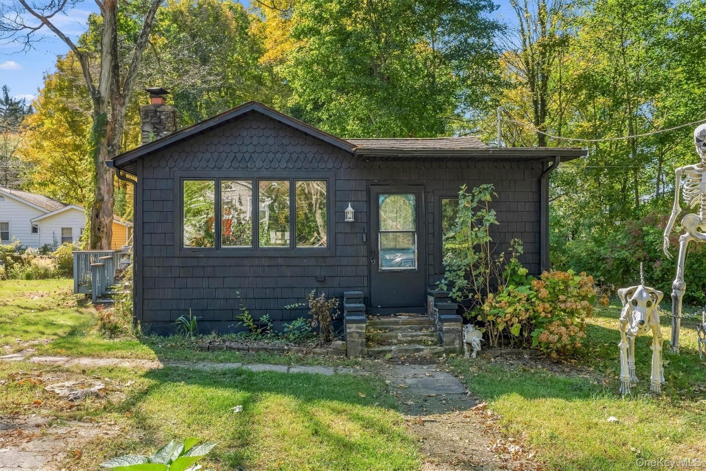 Photo of 6 Moran Trail, Monroe, NY 10950 (MLS # 1059677)