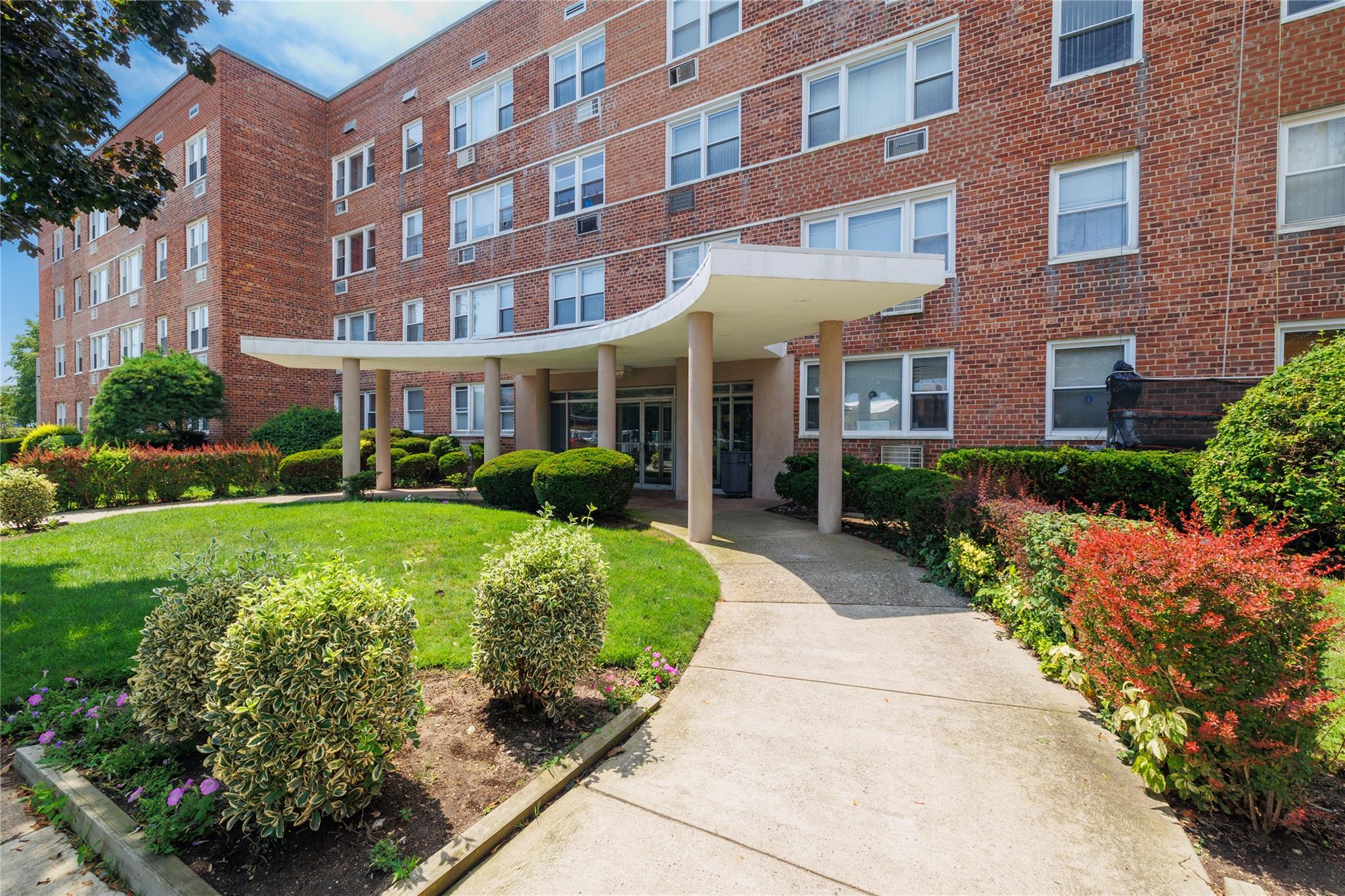 100 S Ocean Avenue #2E, Freeport, New York image 14