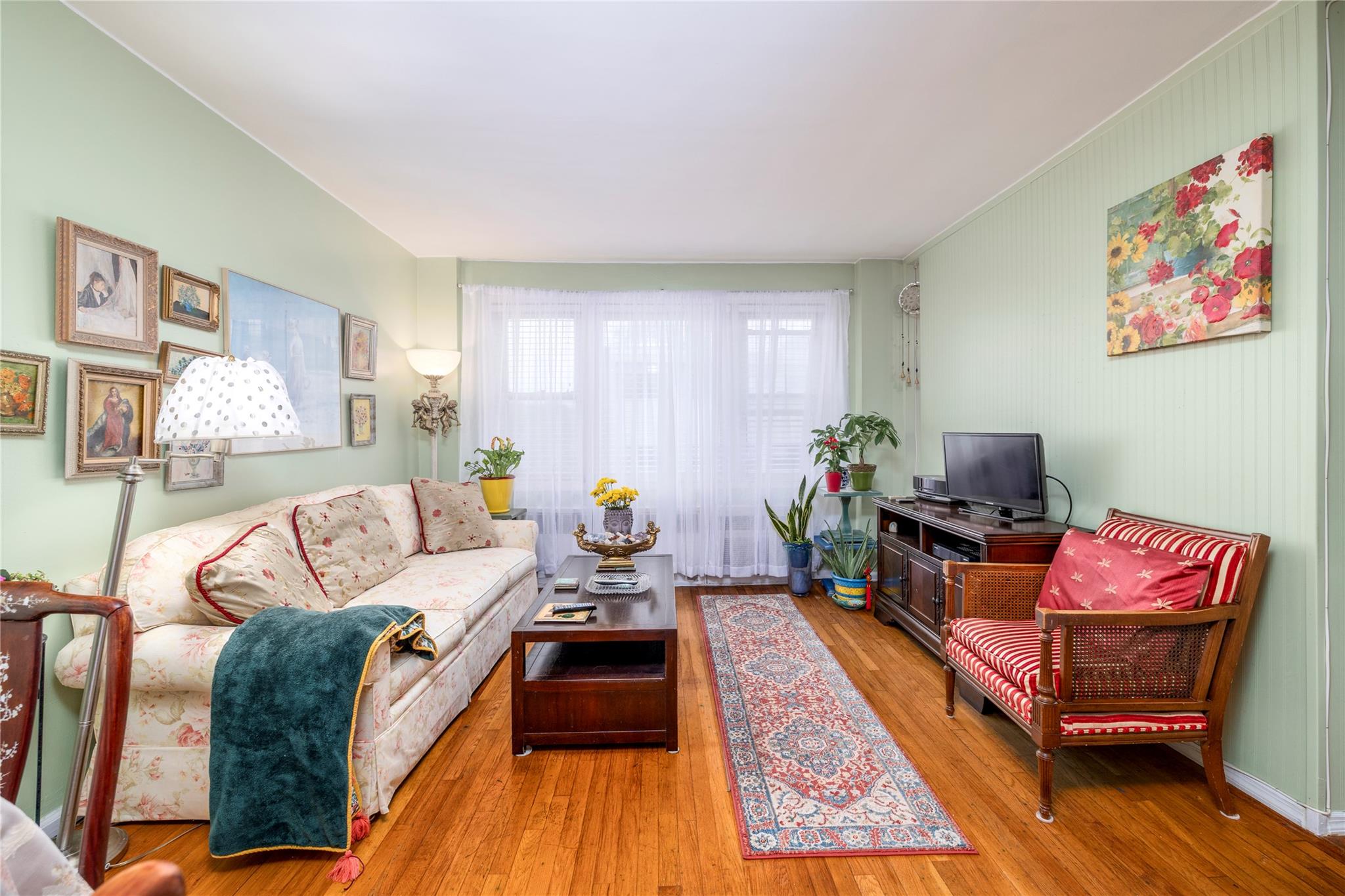 100 S Ocean Avenue #2E, Freeport, New York image 2