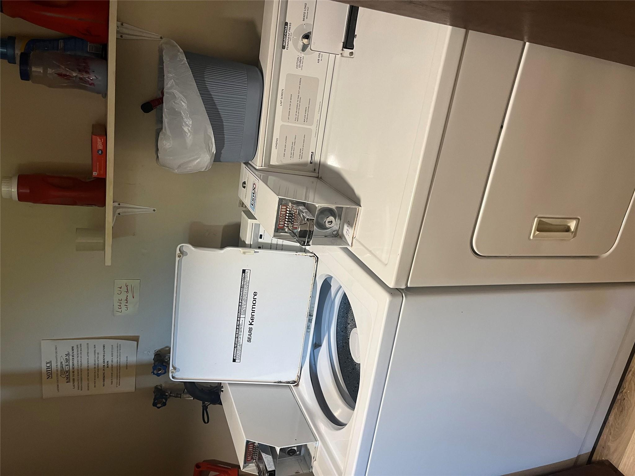 Hyde Park, New York 12538, United States, 2 Bedrooms Bedrooms, ,1 BathroomBathrooms,Residential,Active,24033