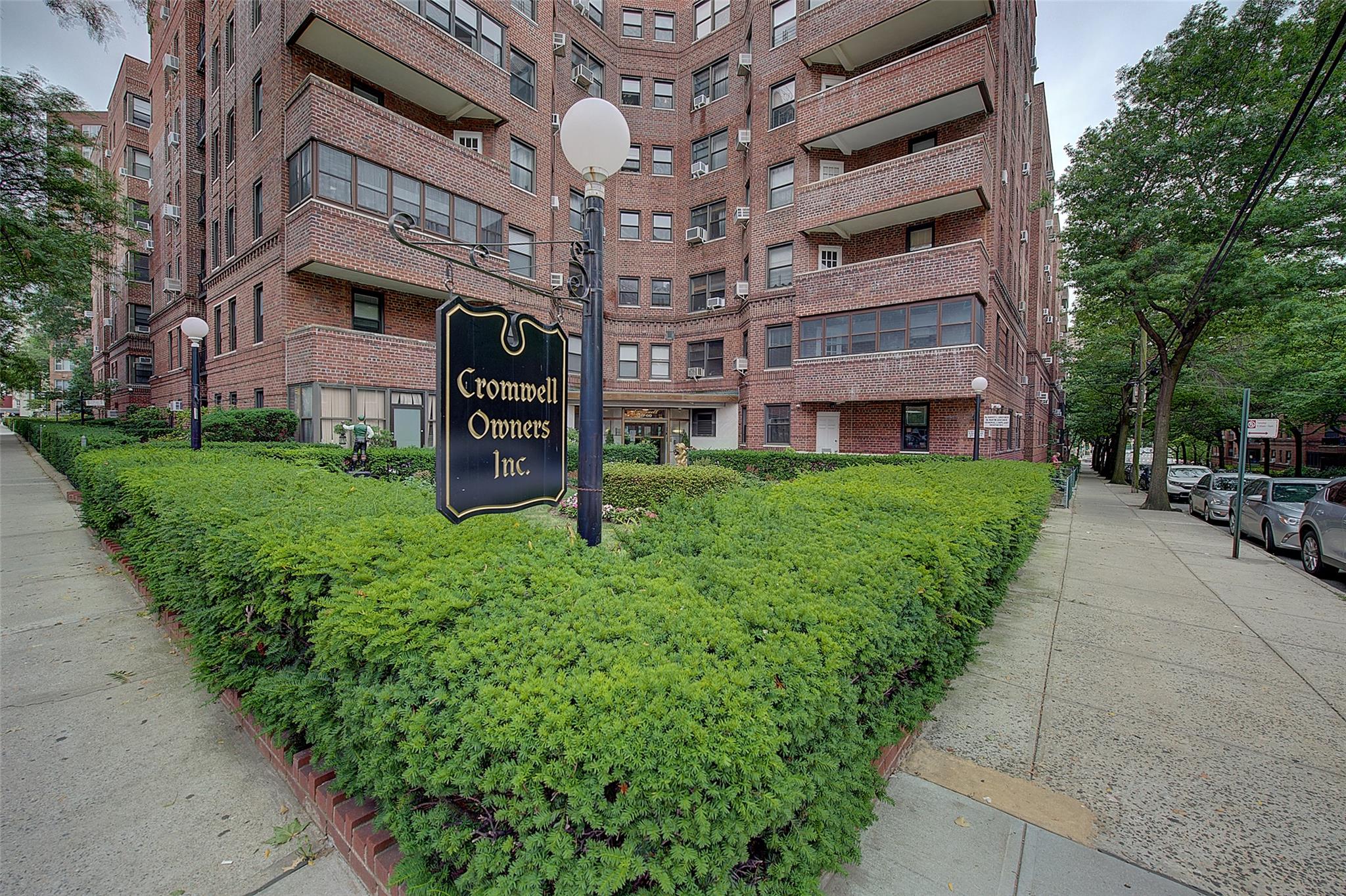 69-60 108th Street #308, Forest Hills, New York image 1