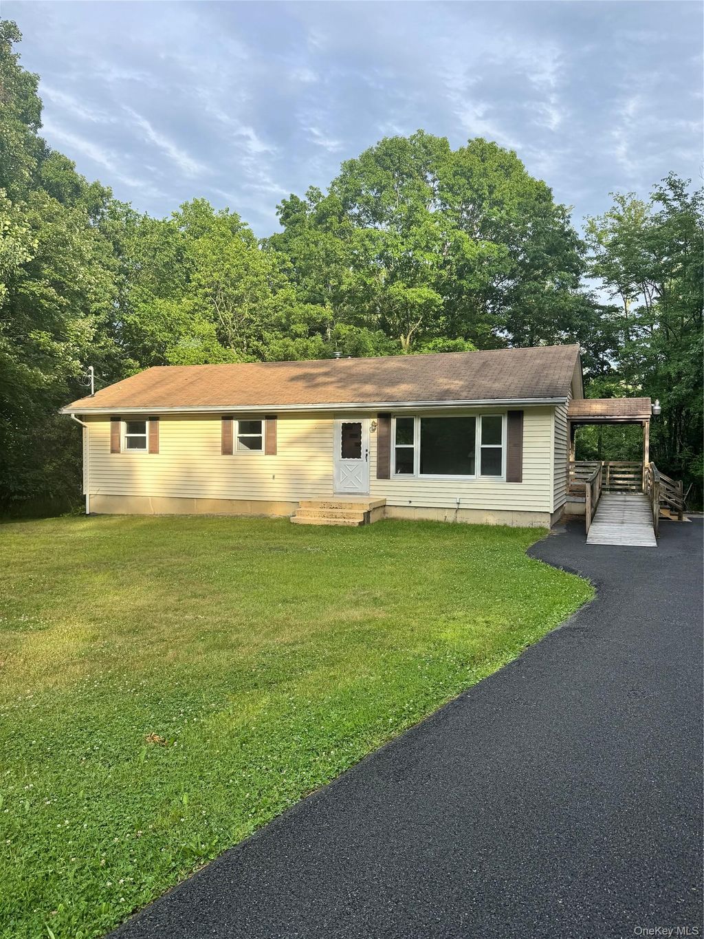 Photo of 252 Toad Pasture Road, Middletown, NY 10940 (MLS # 1019384)