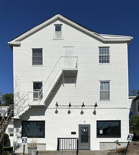 Featured picture for the property 864427