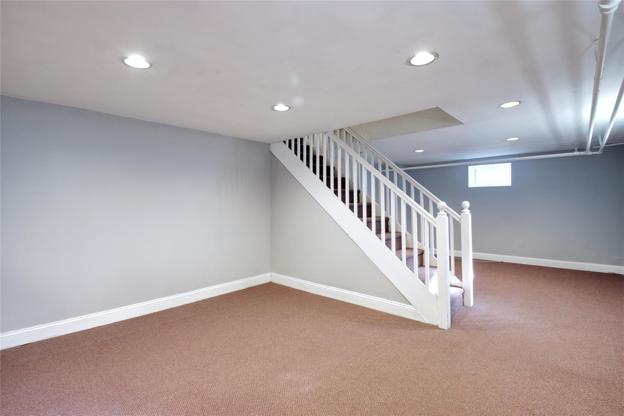 29 Sydney Avenue, Malverne, New York image 16