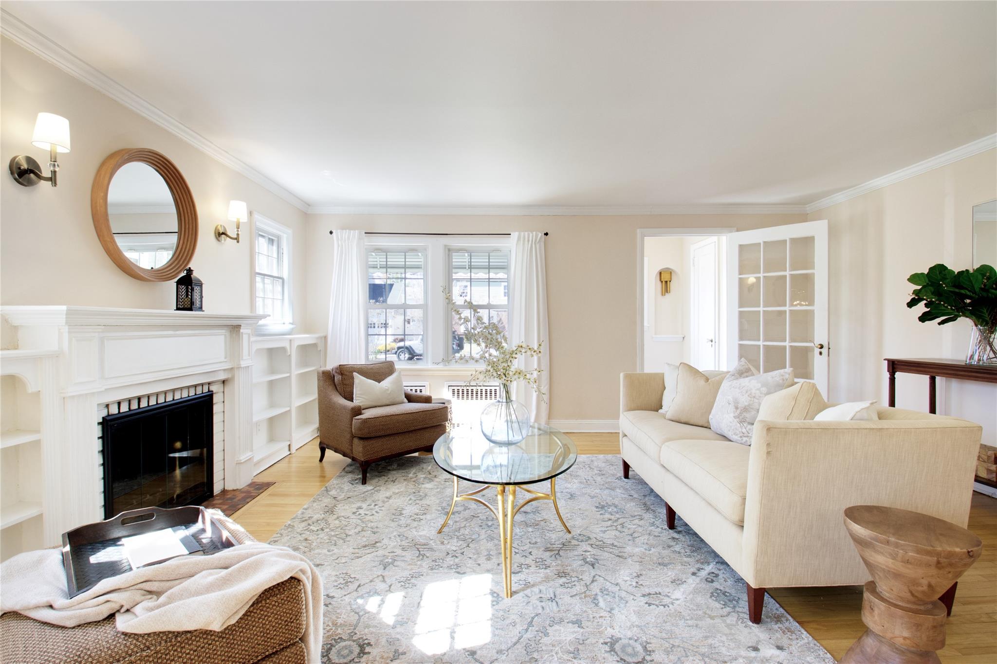 29 Sydney Avenue, Malverne, New York image 6