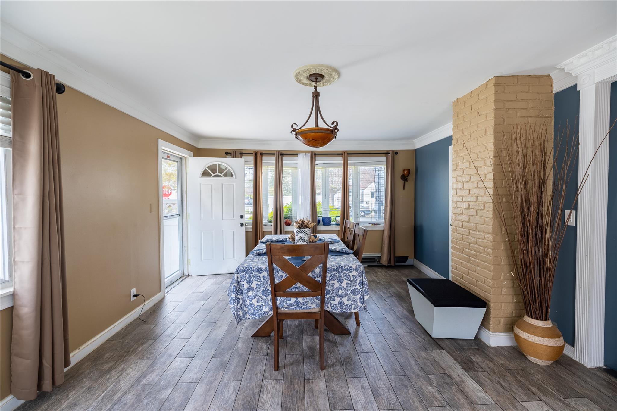 730 Goodrich Street, Uniondale, New York image 4