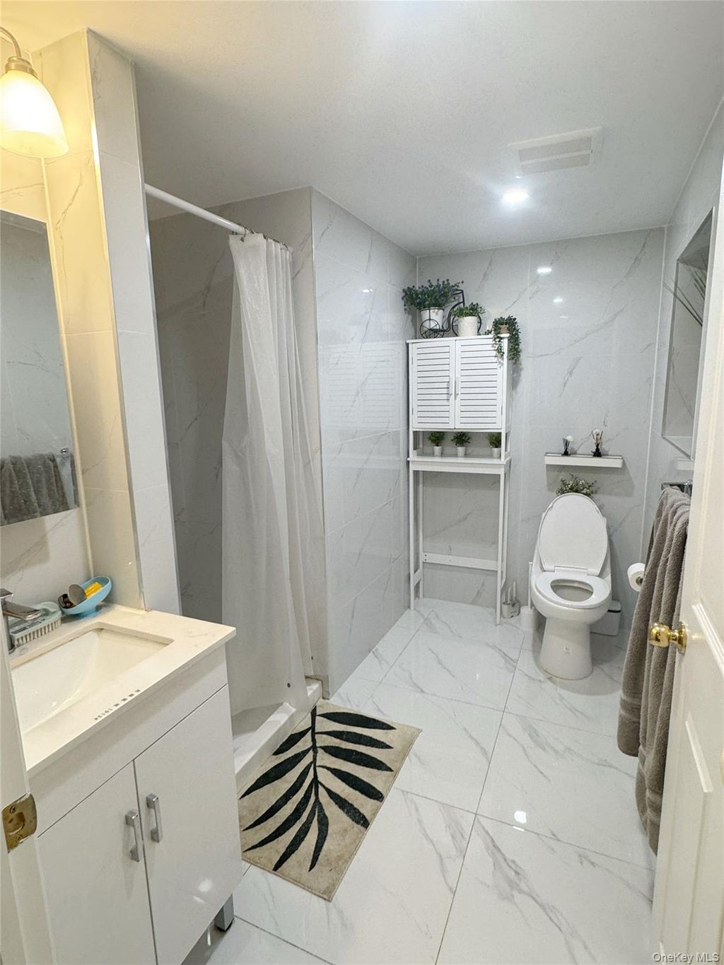 Photo of 13249 41st Road #5B, Flushing, NY 11355 (MLS # 968098)