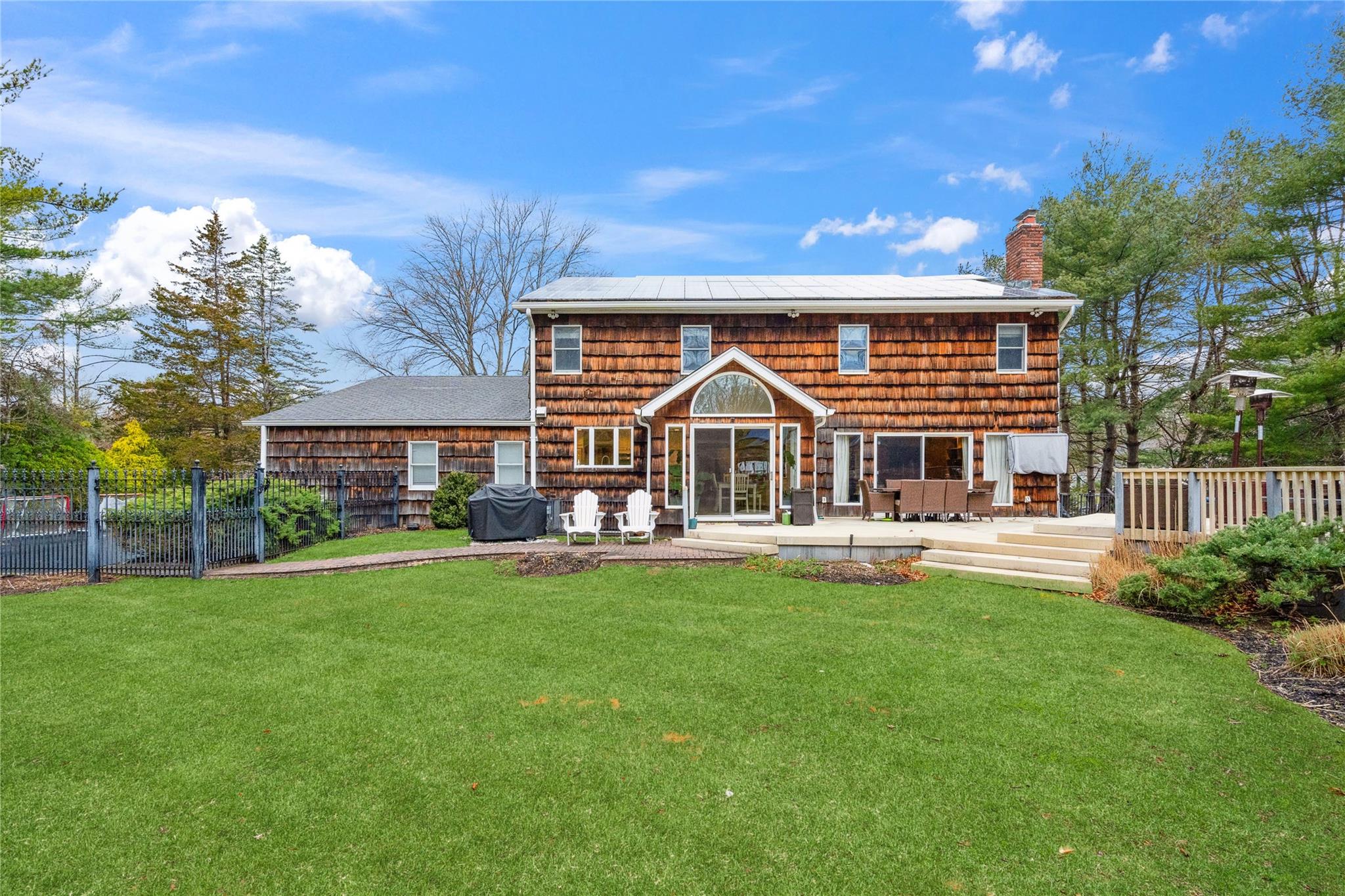 9 Suncrest Drive, Dix Hills, New York image 34