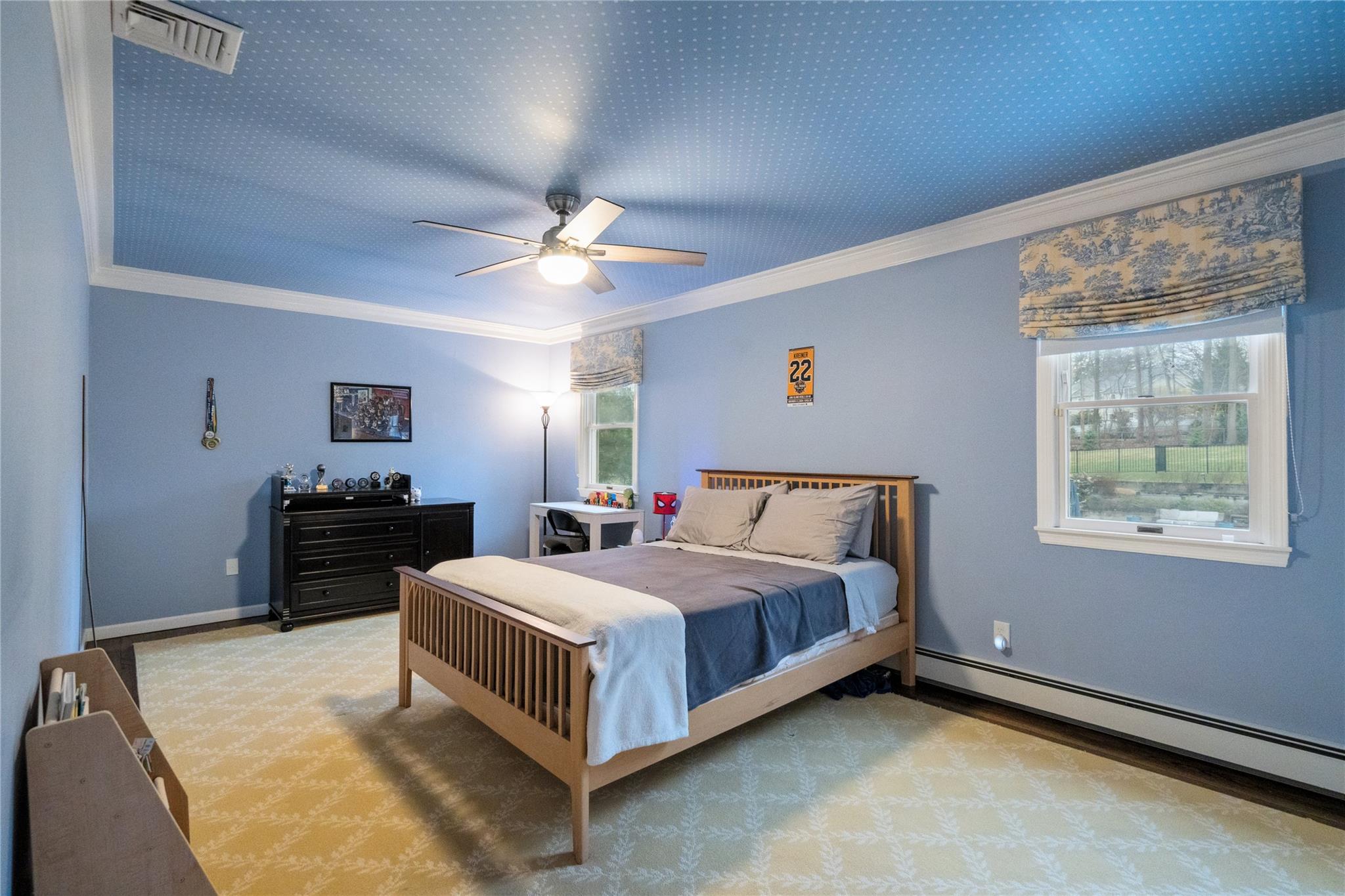 9 Suncrest Drive, Dix Hills, New York image 15