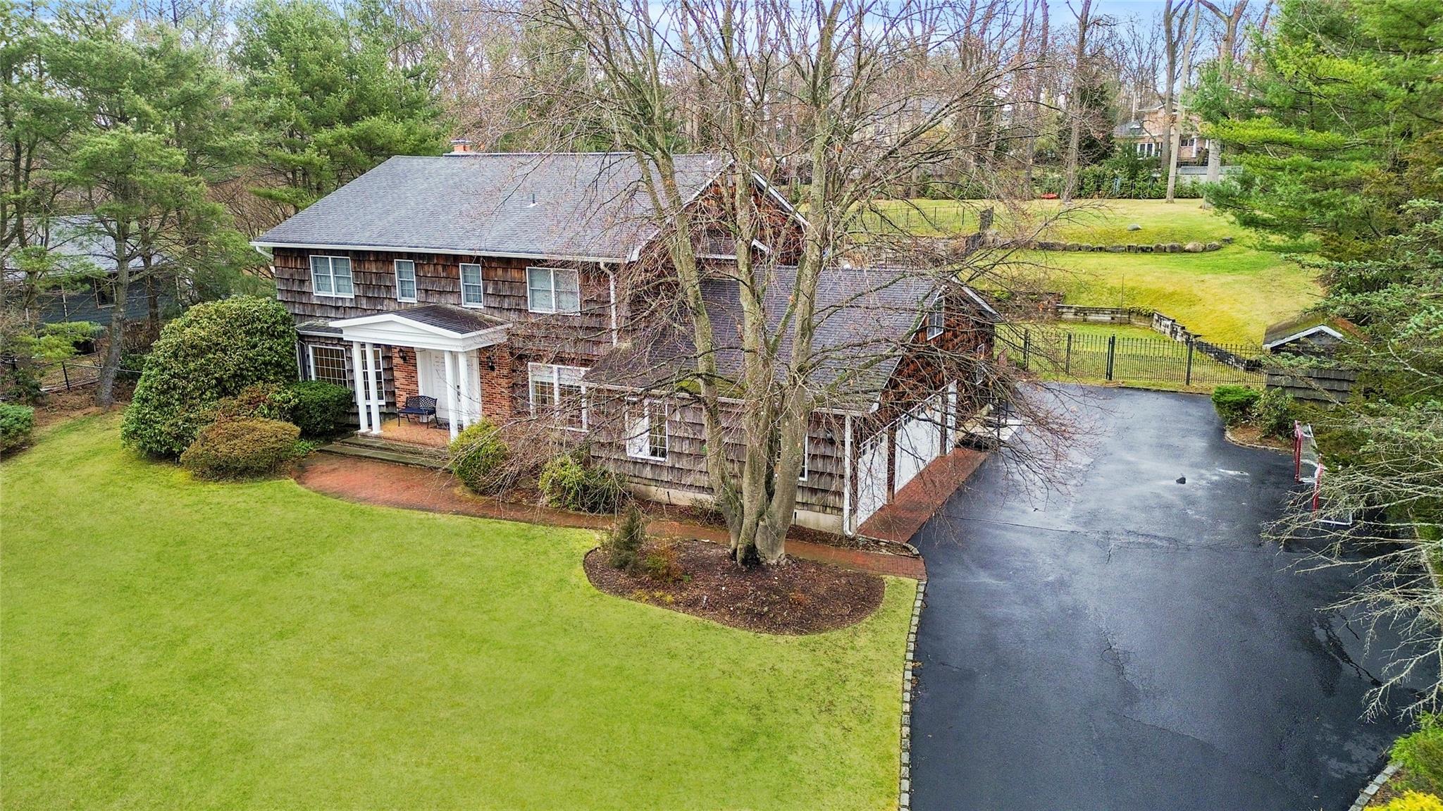 9 Suncrest Drive