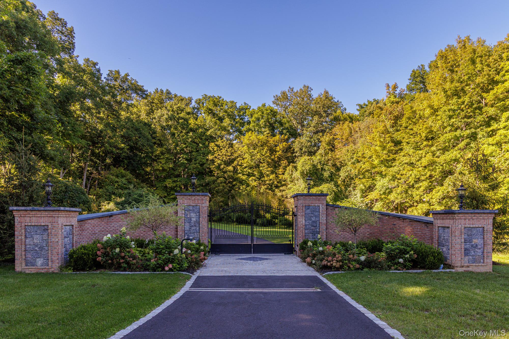 2649 Amawalk Road