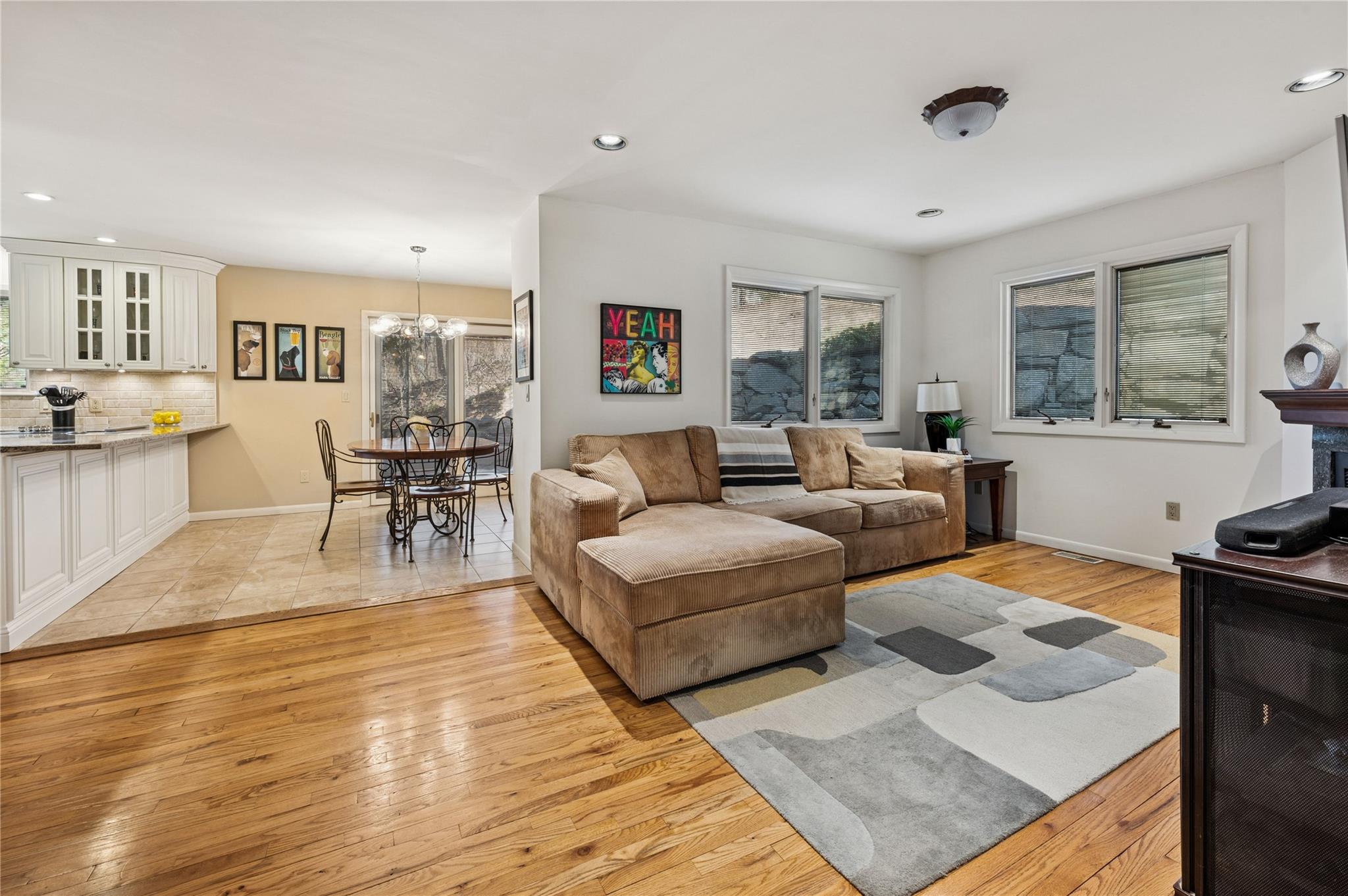 11 Sycamore Lane, Irvington, New York image 17