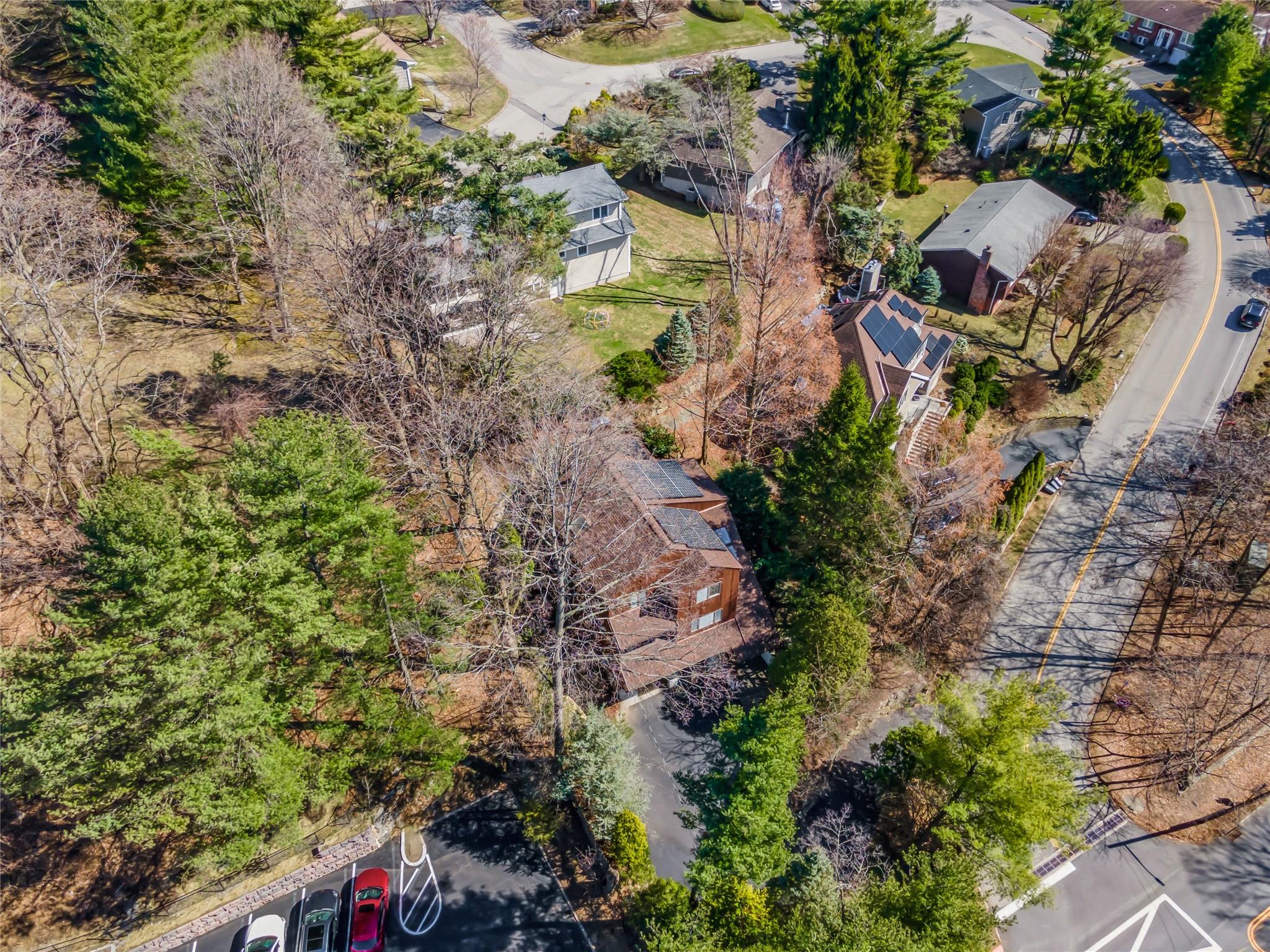 11 Sycamore Lane, Irvington, New York image 37