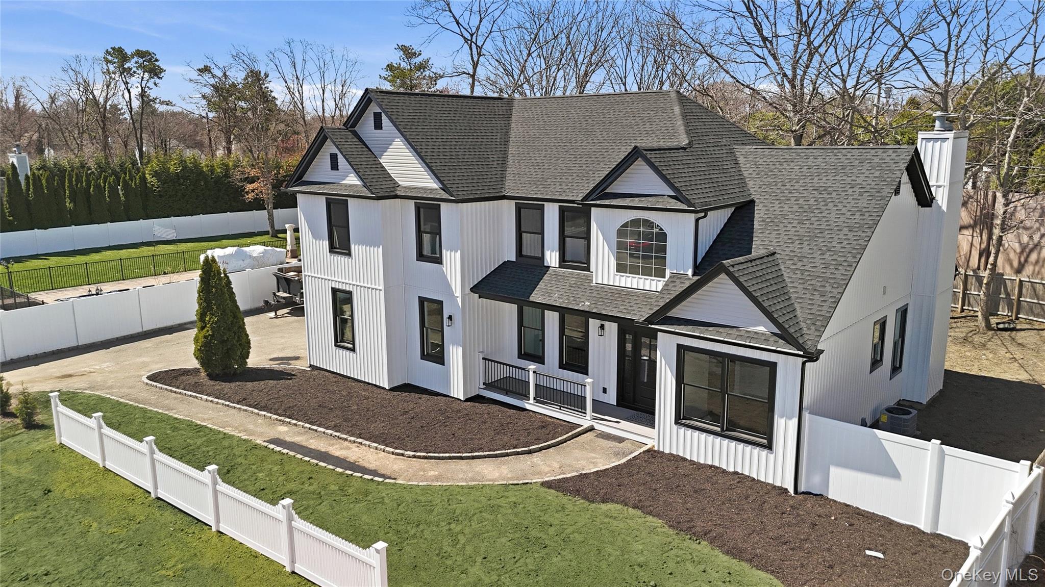 112 S Hillside Avenue