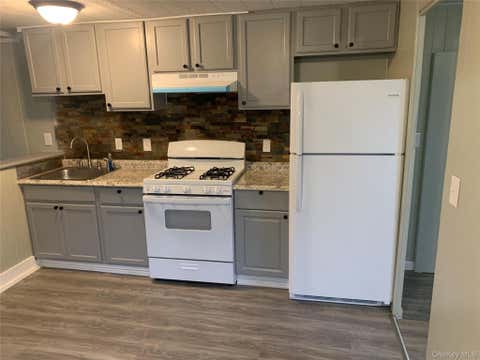 Homes For Sale - 112 Jefferson Heights #16<br/> Catskill, NY 12414