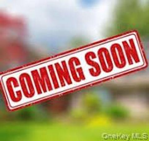 99 Harbor Beach Road Miller Place NY 11764