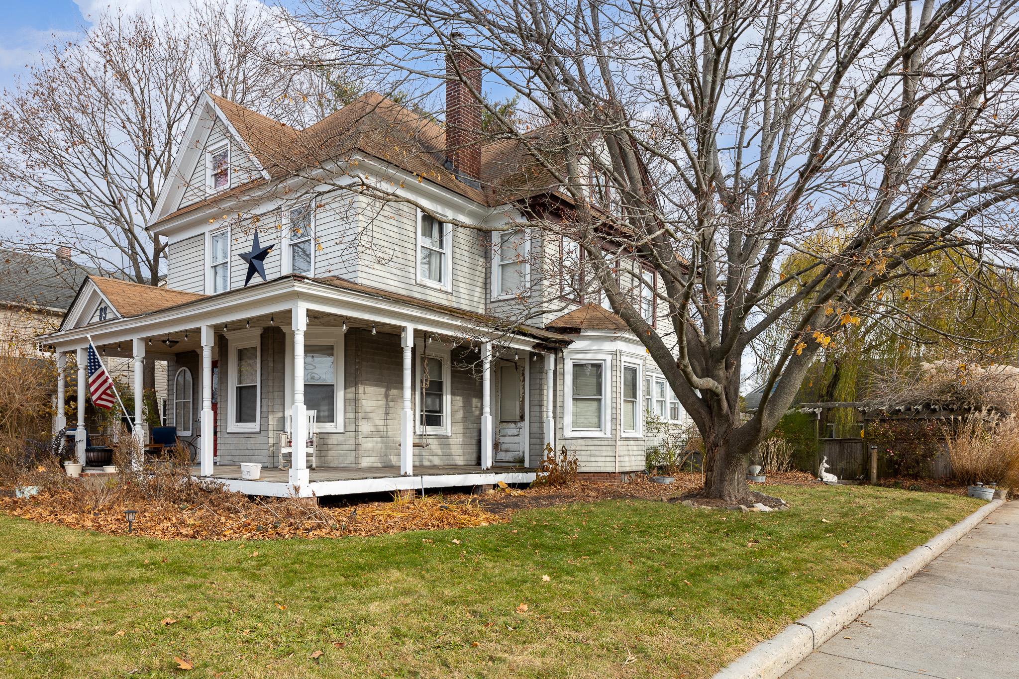 89 Cedar Avenue, Patchogue, New York image 21