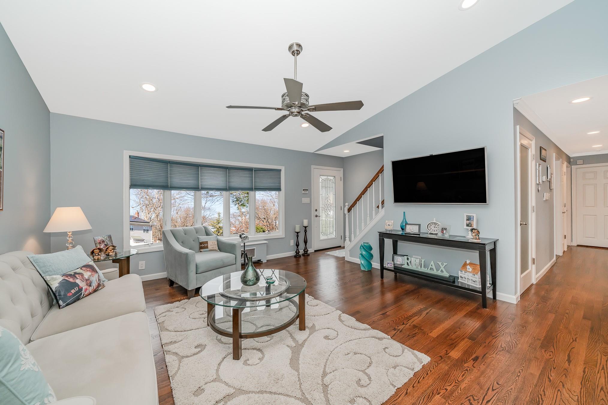 3994 Worthmor Drive, Seaford, New York image 9