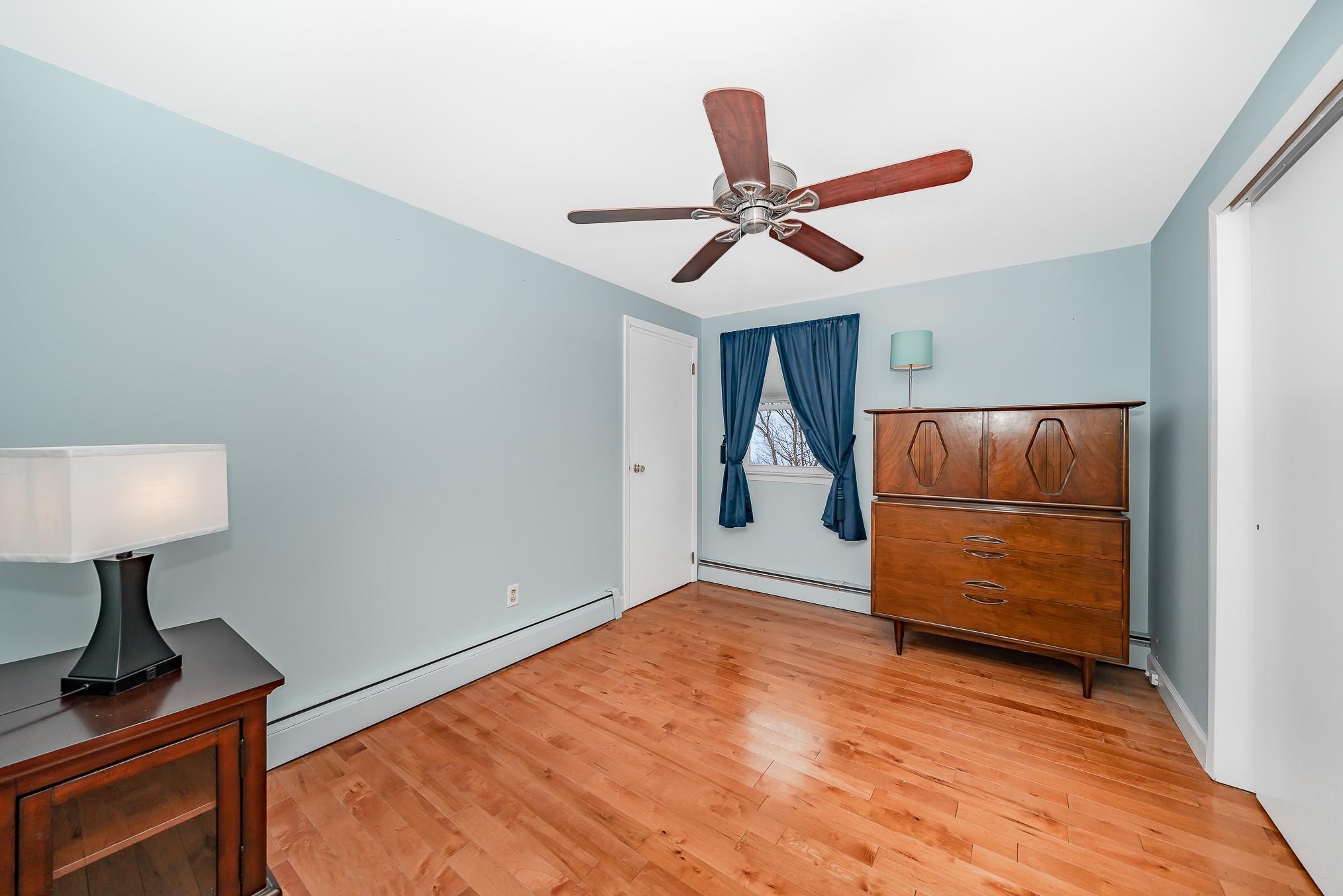 3994 Worthmor Drive, Seaford, New York image 19
