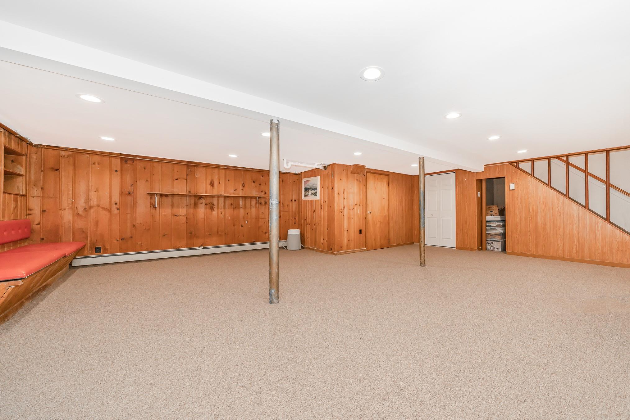 3994 Worthmor Drive, Seaford, New York image 25