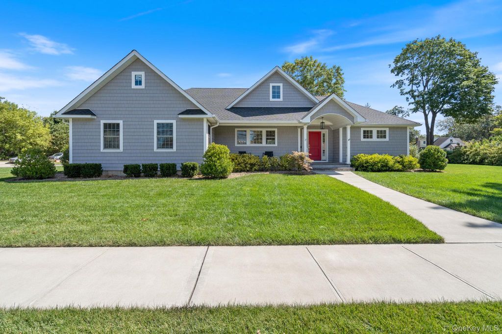 Photo of 172 Broadway, Greenlawn, NY 11740 (MLS # 908178)
