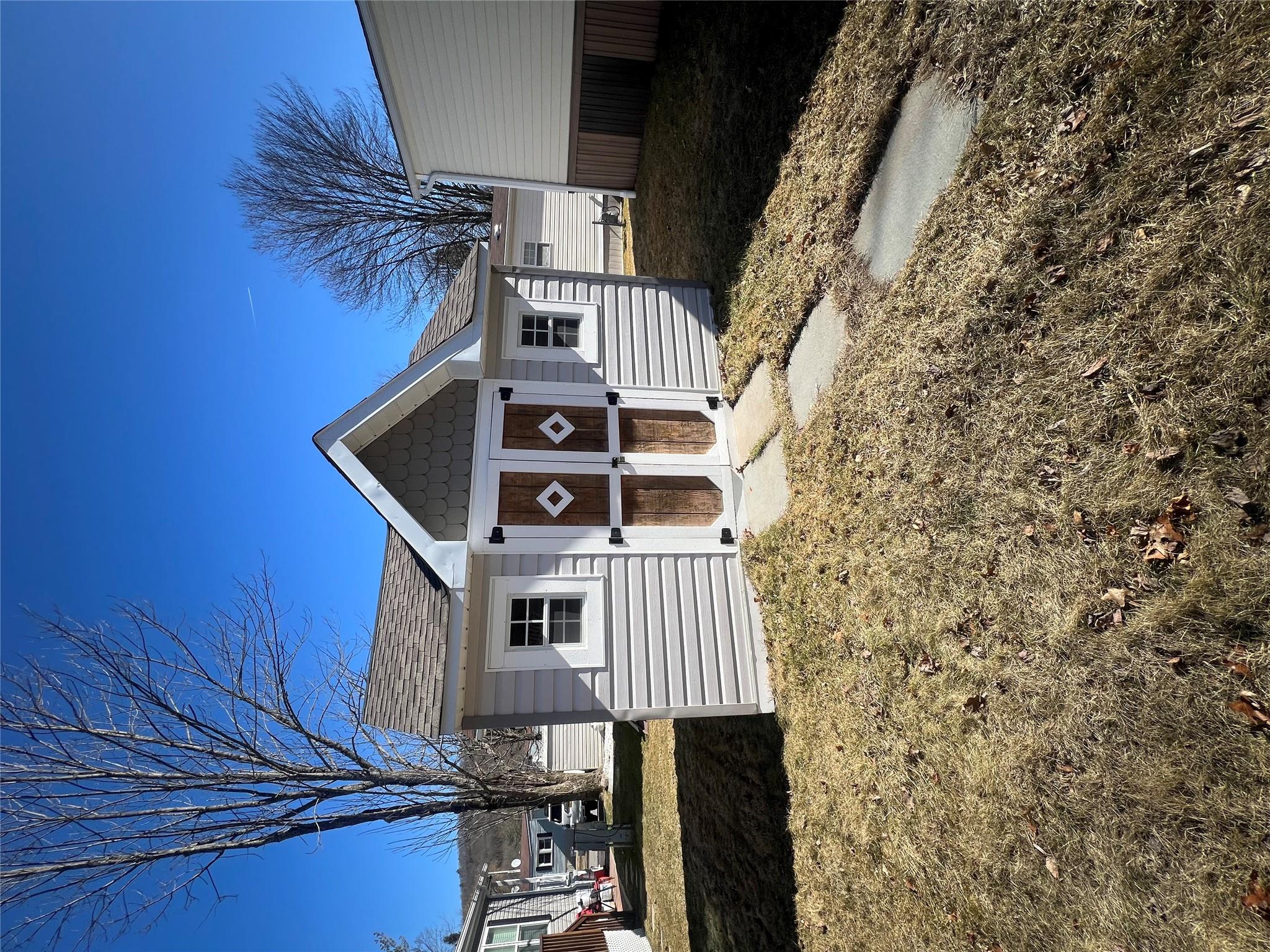 3 Holly Ct Ct, Woodbury, New York image 9