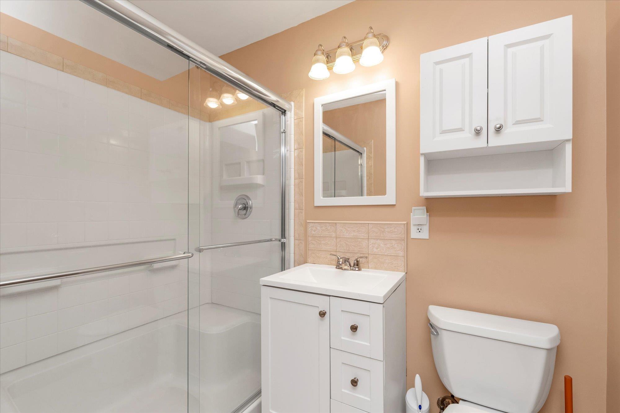 113 W Shelter Lane, Levittown, New York image 16