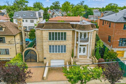 162-24 14th Avenue Beechhurst NY 11357