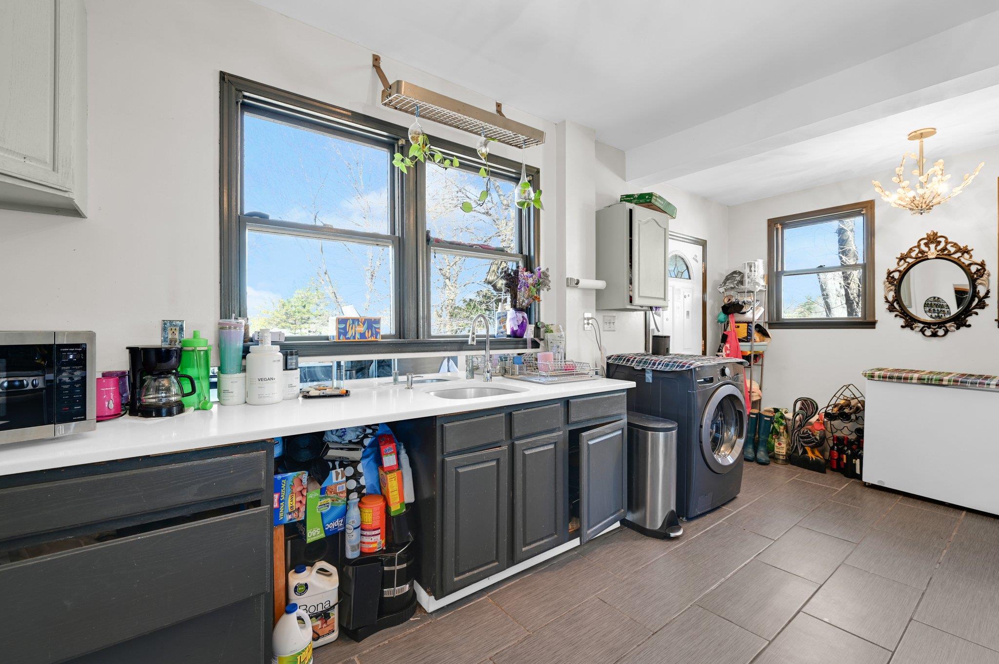 101 W Washington Avenue, Pearl River, New York image 8