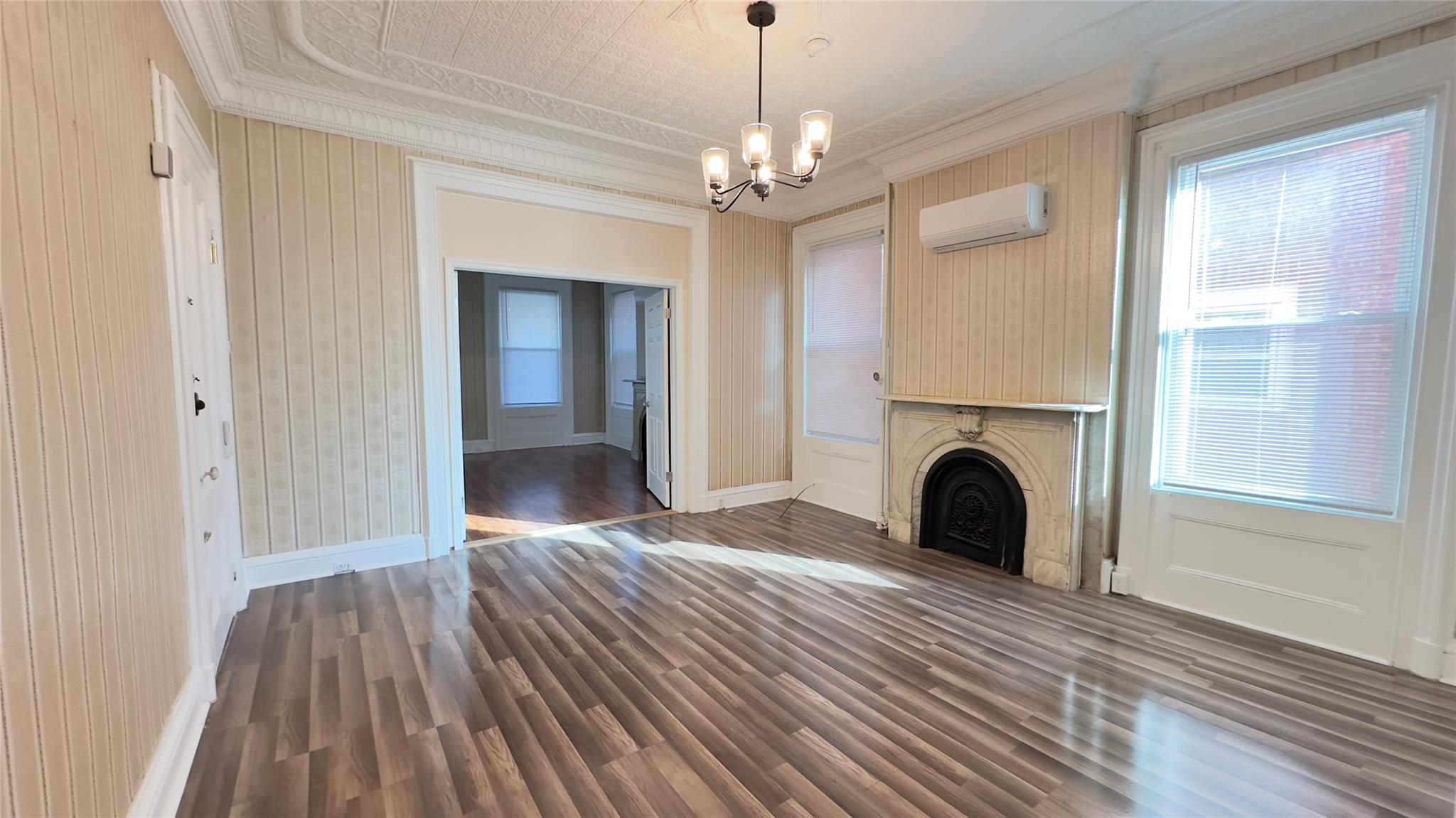 Poughkeepsie, New York 12601, United States, 3 Bedrooms Bedrooms, ,1 BathroomBathrooms,Residential,Active,93311