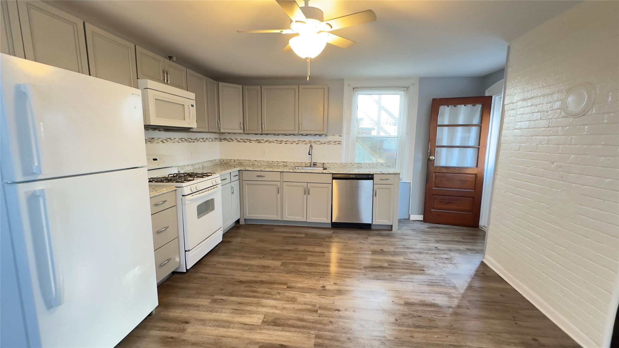 Poughkeepsie, New York 12601, United States, 3 Bedrooms Bedrooms, ,1 BathroomBathrooms,Residential,Active,93311