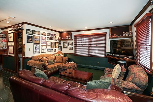 72 Buffalo Avenue, Medford, New York image 18
