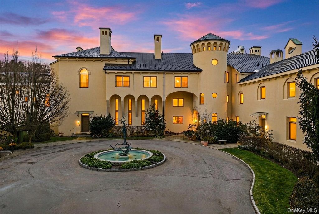 Photo of 42 Dicks Castle Road, Garrison, NY 10524 (MLS # 944091)