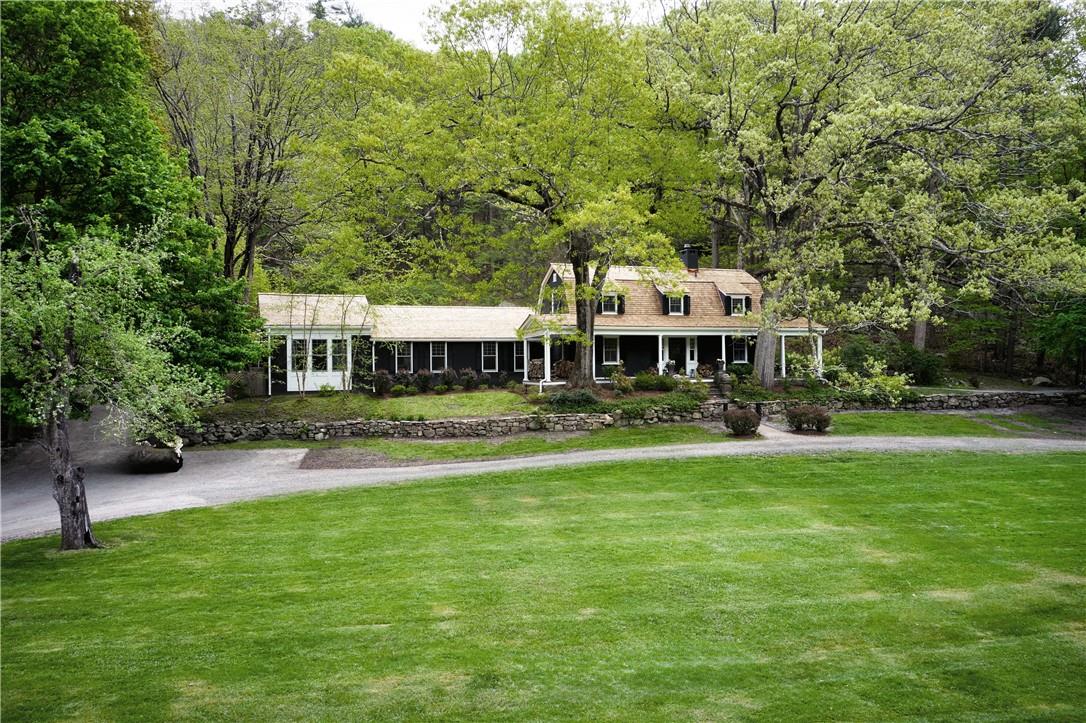 107 E Lake Road, Tuxedo Park, New York image 1